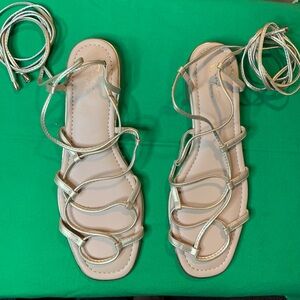 COMFORT. Sandals. Size 10. Women's Tan Strappy Sandals